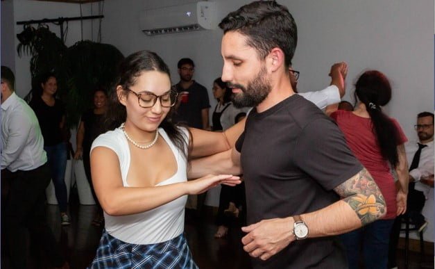 Private dance coaching for San Tropez group class students in Montreal